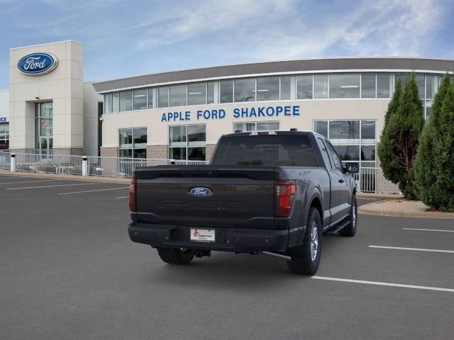 New 2026 Black Ford XLT image 8