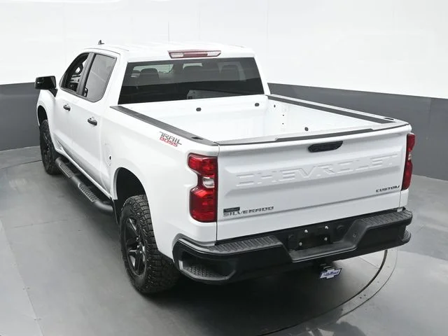Used 2025 White Chevrolet Custom Trail Boss image 10