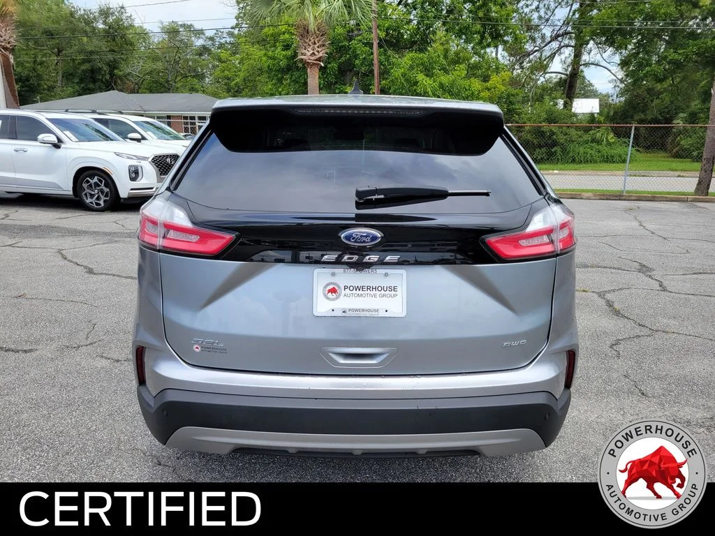 Used 2024 Silver Ford SEL image 4