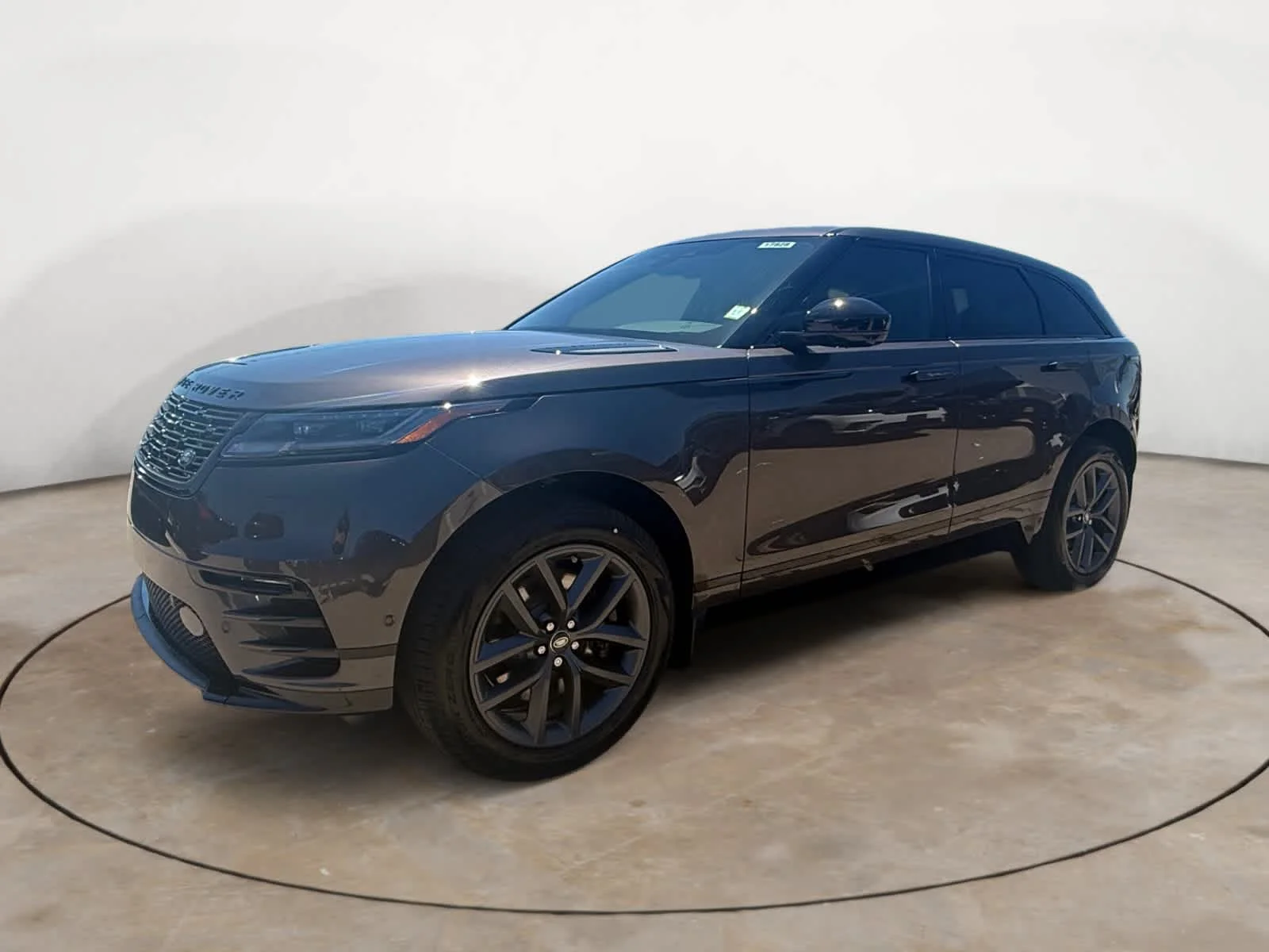 2026 Land Rover Range Rover Velar P250 Dynamic SE's photo