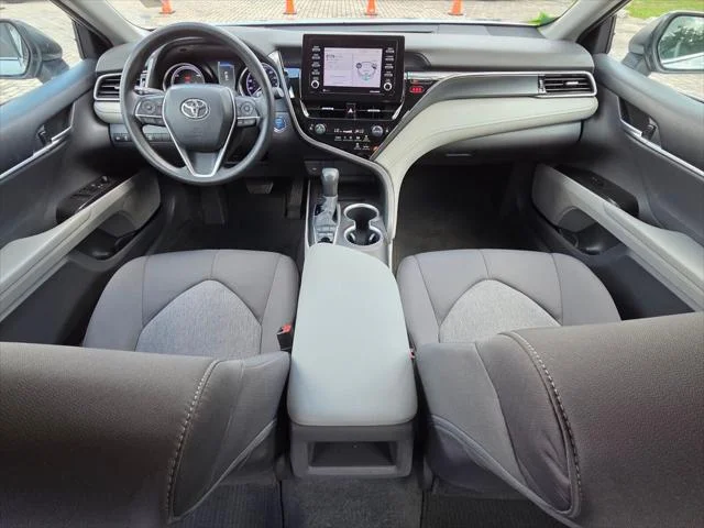 Certified Used 2022 CELESTIAL SILVER METALLIC Toyota  image 4