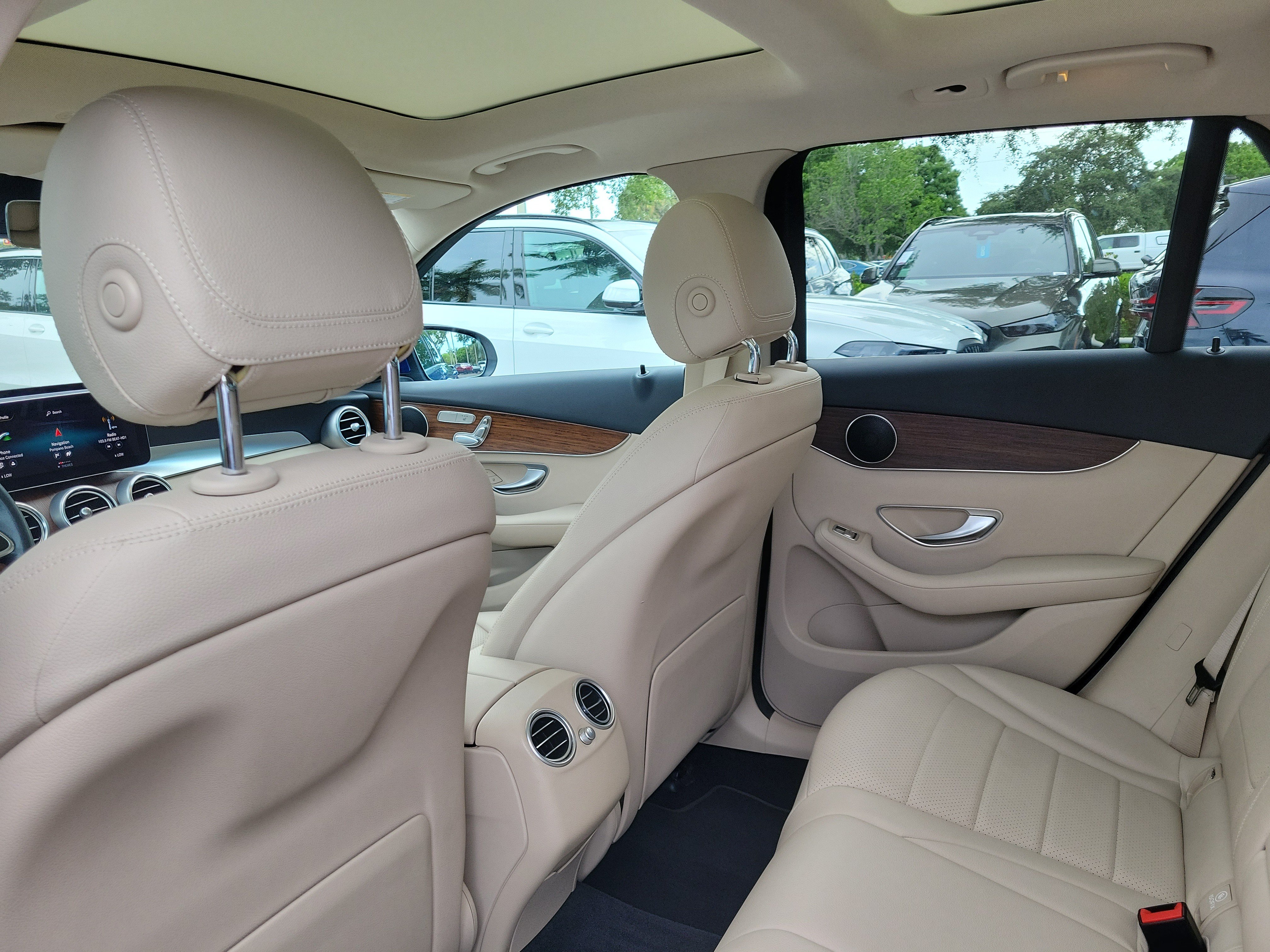 Used 2022 Starling Blue Metallic Mercedes-Benz GLC 300 image 11