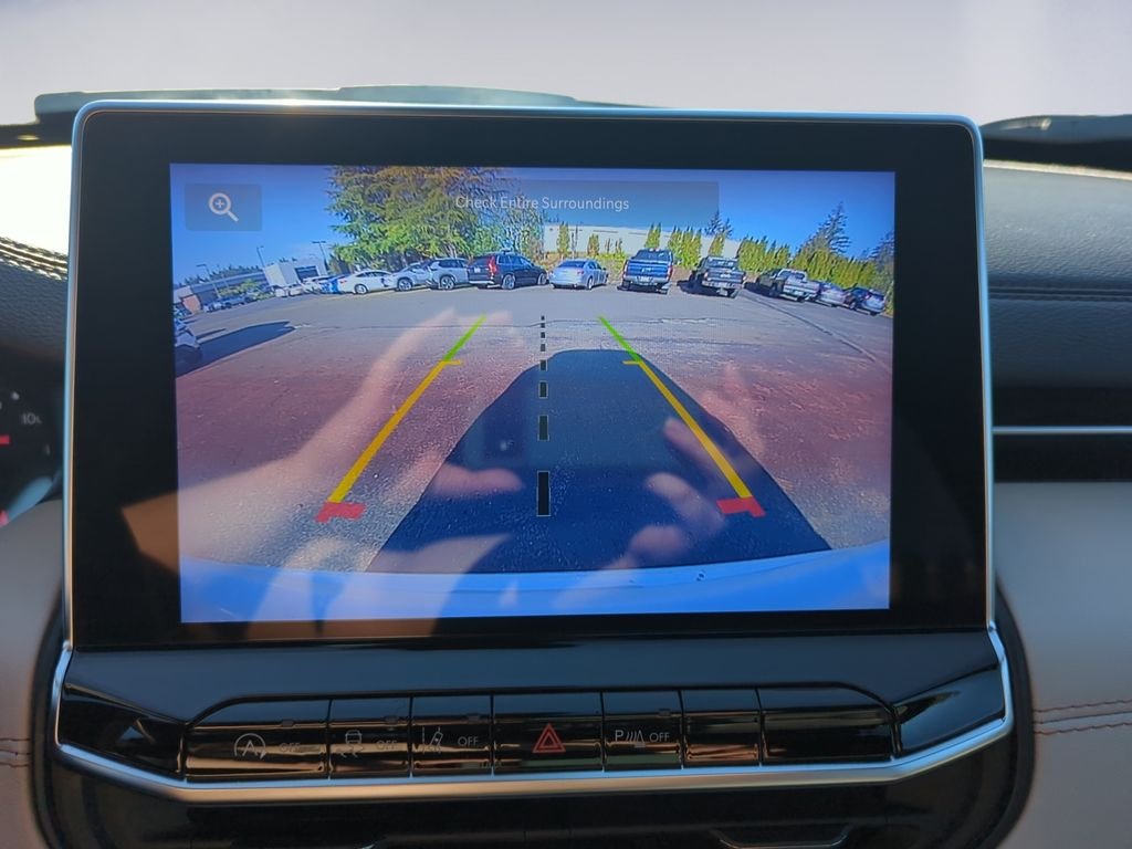 Used 2025 White Jeep Limited image 15