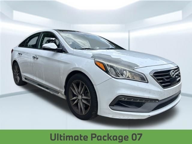 Used 2015 White Hyundai Sport 2.0T image 3