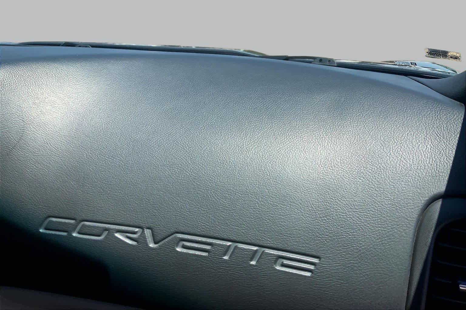 Used 2011 Cyber Gray Metallic Chevrolet Z16 Grand Sport w/3LT image 18