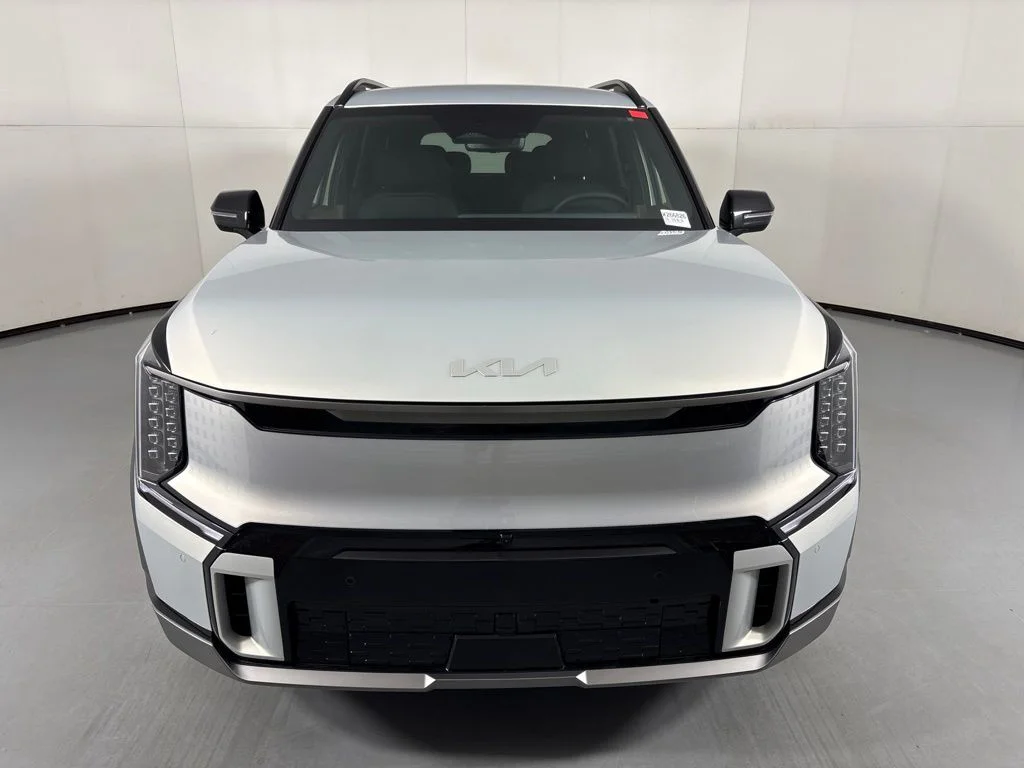 New 2026 Ivory Silver Kia GT-Line AWD image 3