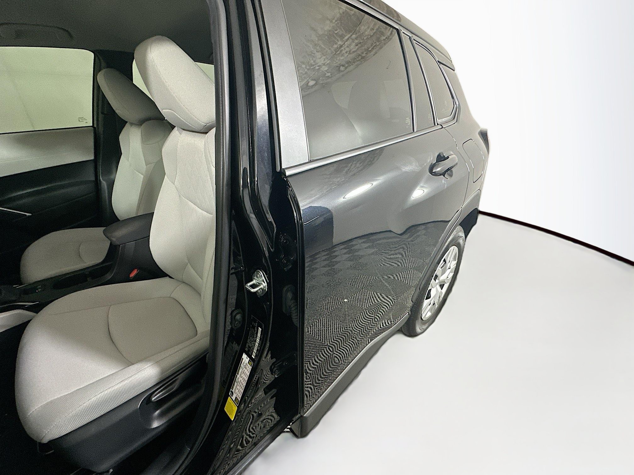 Used 2025 Jet Black Toyota L image 12