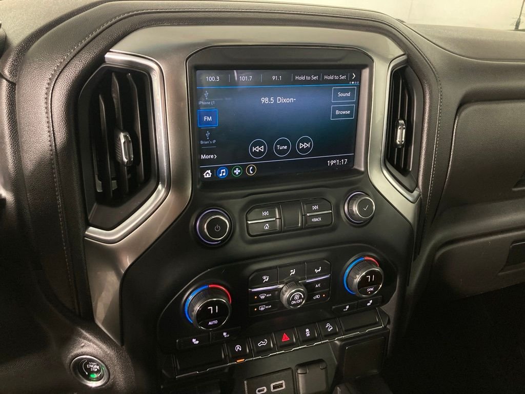 Used 2019 Chevrolet Silverado 1500 RST with VIN 3GCUYEEDXKG306592 for sale in Elk River, Minnesota