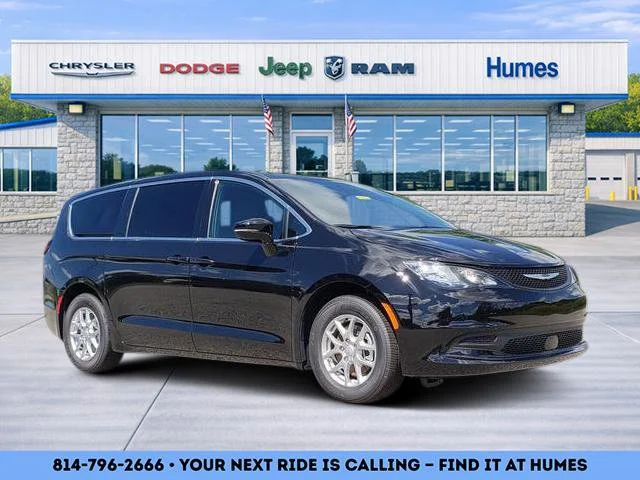 2026 Chrysler Voyager LX's photo