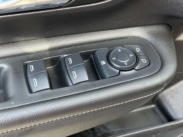 2024 GMC Terrain SLE - Photo 24