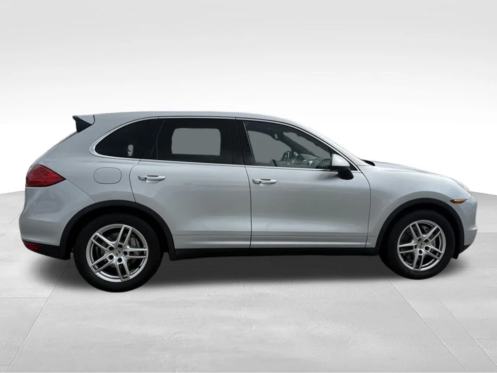 Used 2012  Porsche S image 25