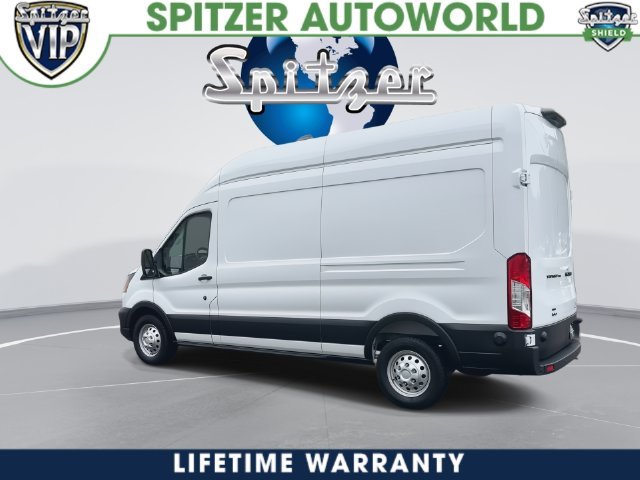 New 2026 Oxford White Ford Cargo Van image 7