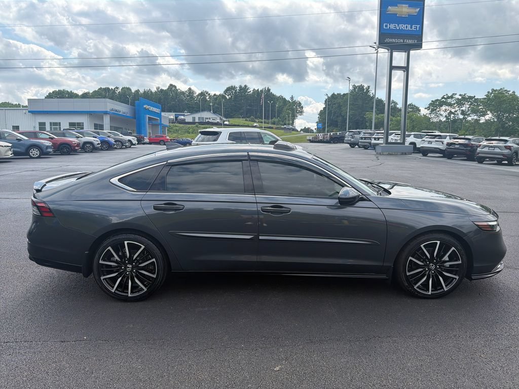 2023 Honda Accord Hybrid Touring - Photo 11