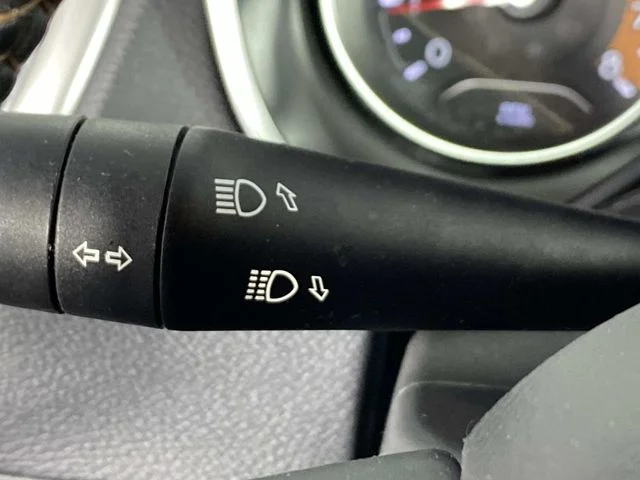 Used 2018 Black Jeep Latitude image 18