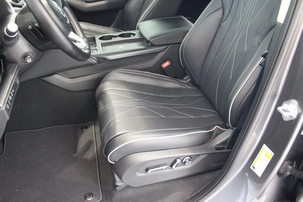 New 2026 Liquid Carbon Metallic Acura Advance Package image 9