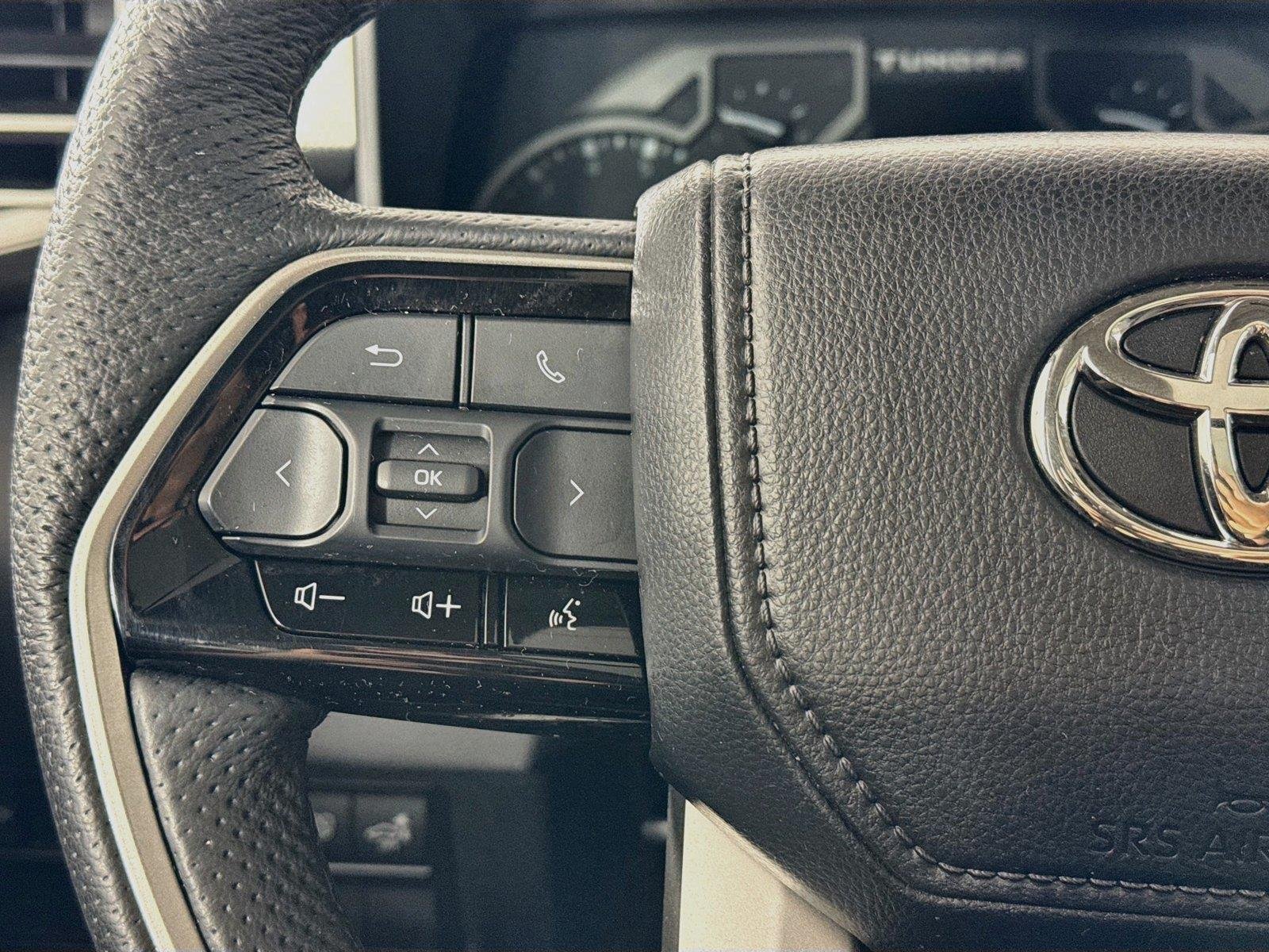 Used 2023 Wind Chill Pearl Toyota Limited image 18