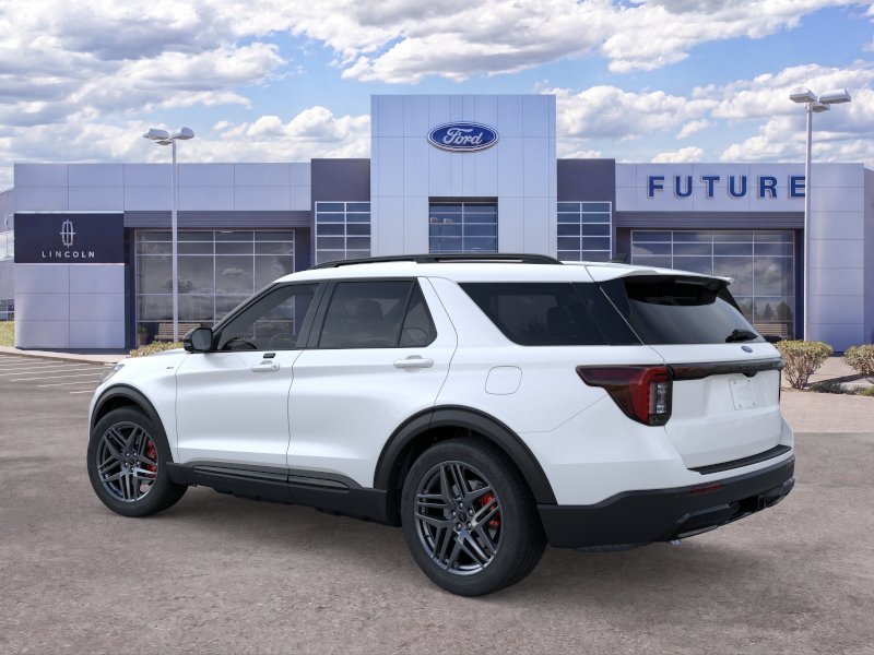 New 2026 Star White Metallic Tri-Coat Ford ST-Line image 4
