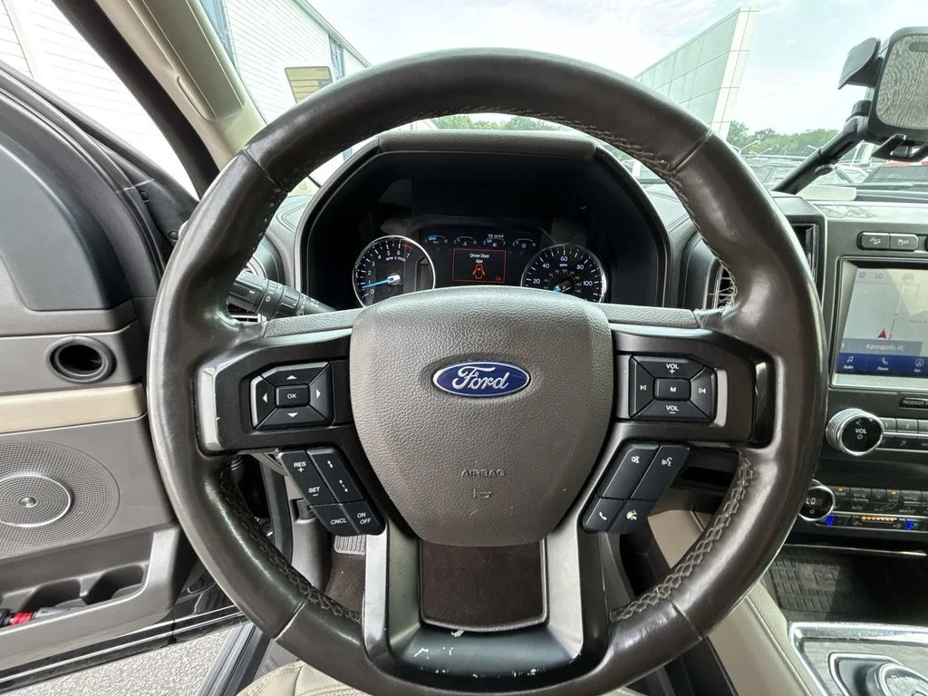 Used 2020 Black Ford Limited image 11