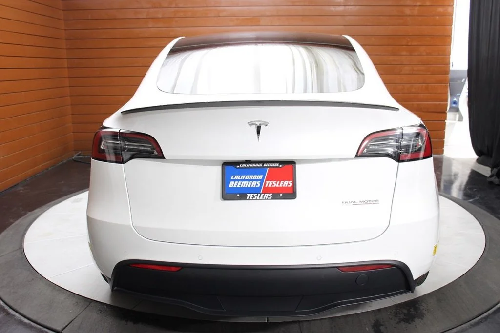 Used 2022 Pearl White Multi-Coat Tesla Performance image 2