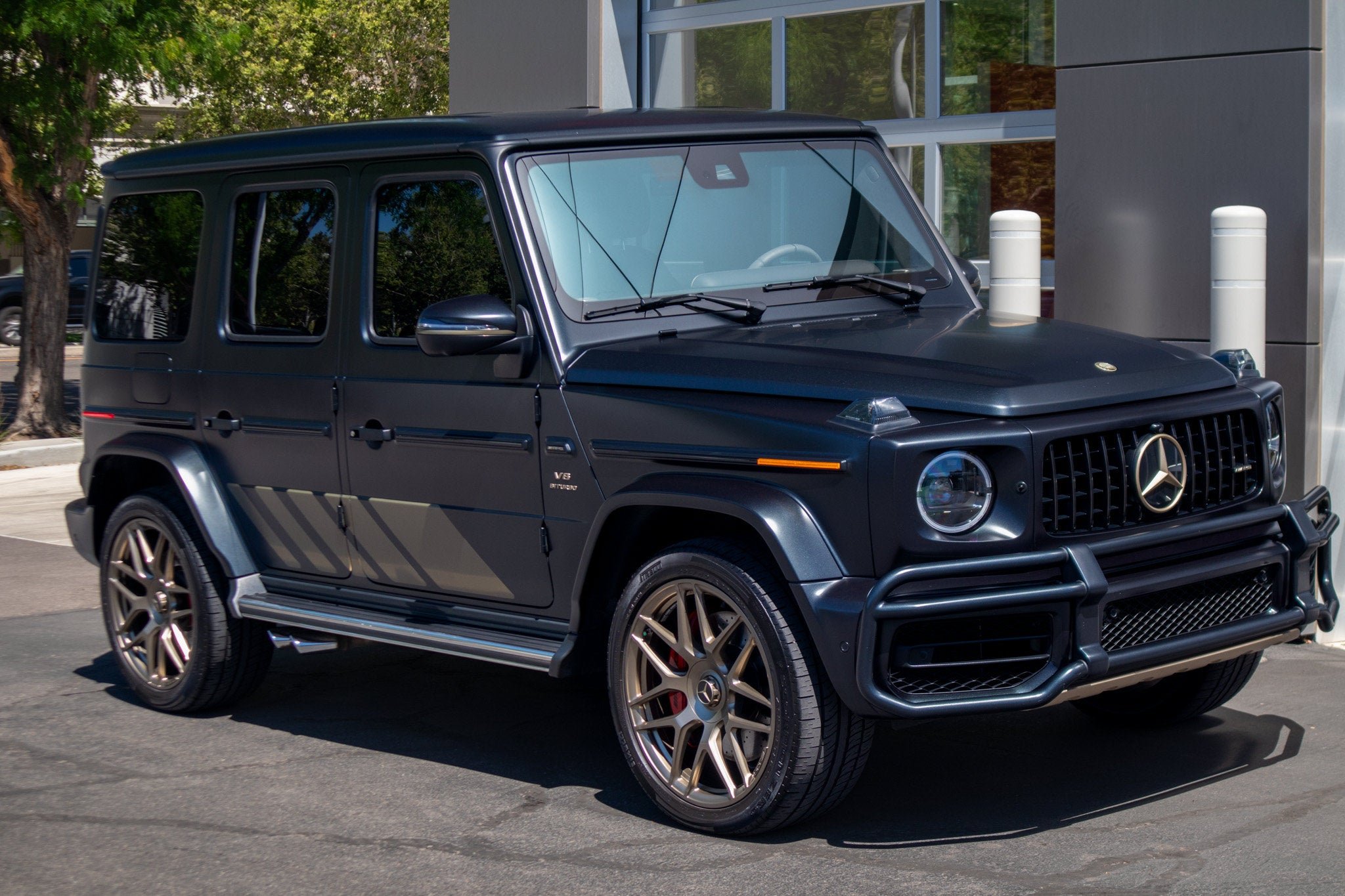 Used 2024 MANUFAKTUR Night Black Magno Mercedes-Benz AMG® G 63 4MATIC SUV image 9