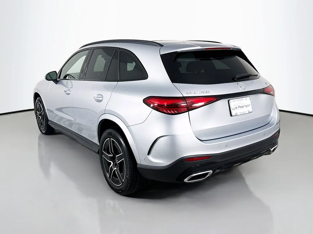 New 2026  Mercedes-Benz GLC 300 image 3