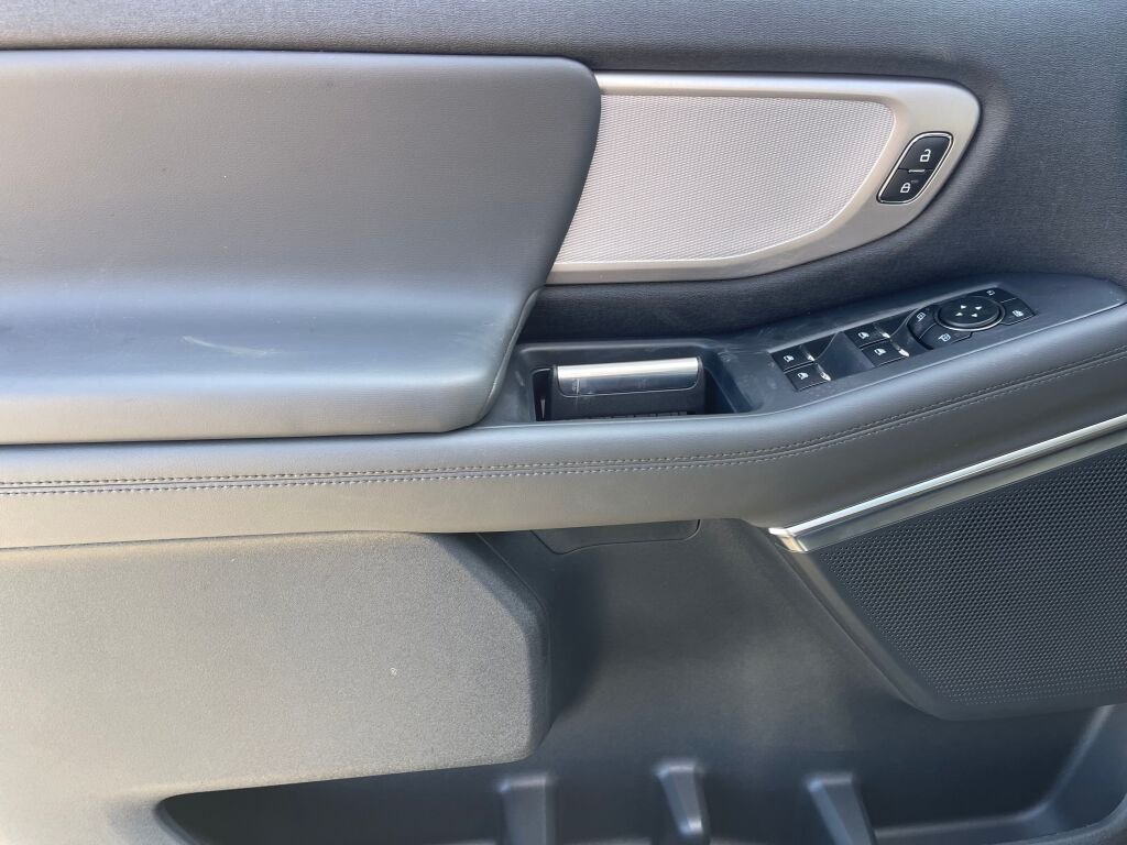 New 2026 Dark Matter Gray Metallic Ford Active image 7