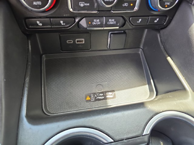 2024 Chevrolet Suburban RST - Photo 22