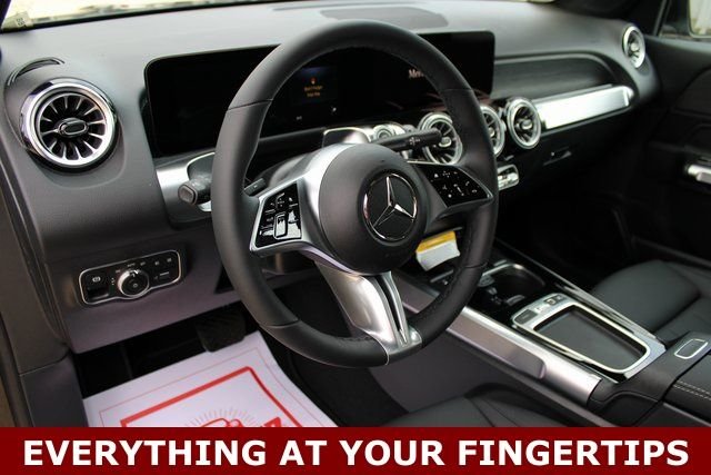 2025 Mercedes-Benz GLB Base - Photo 13