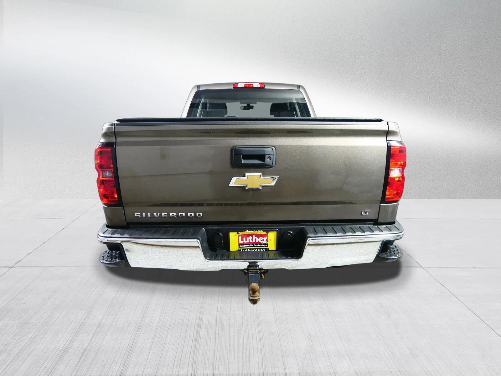 Used 2015 Brownstone Metallic Chevrolet LT image 6