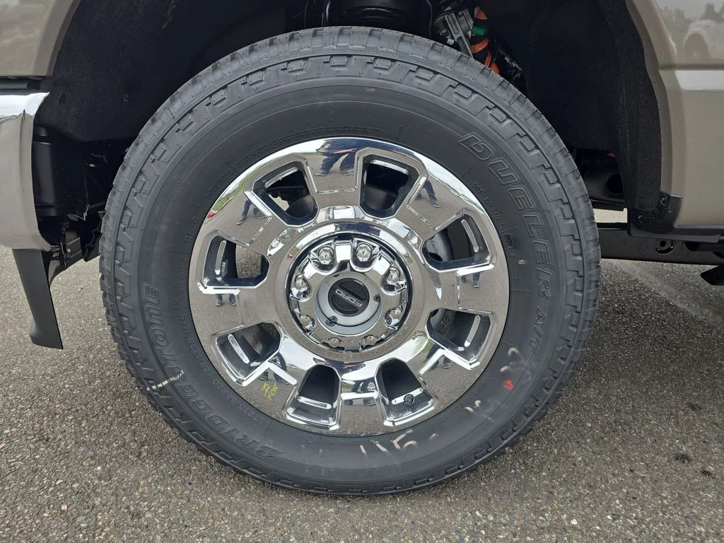New 2026 Gray Ford Lariat image 32