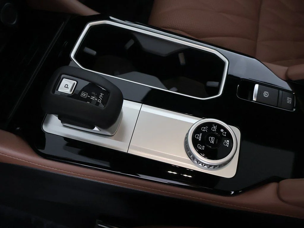 2025 Mitsubishi Outlander SEL - Photo 53