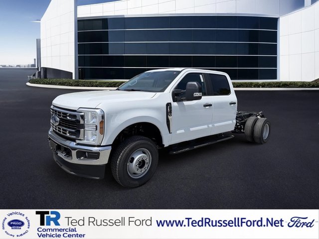 2026 Ford Chassis Cab F-350® XL