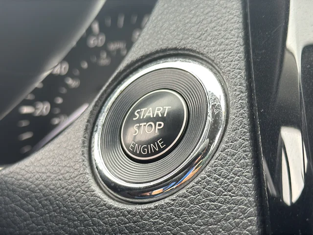 Used 2018 Gray Nissan SV image 13