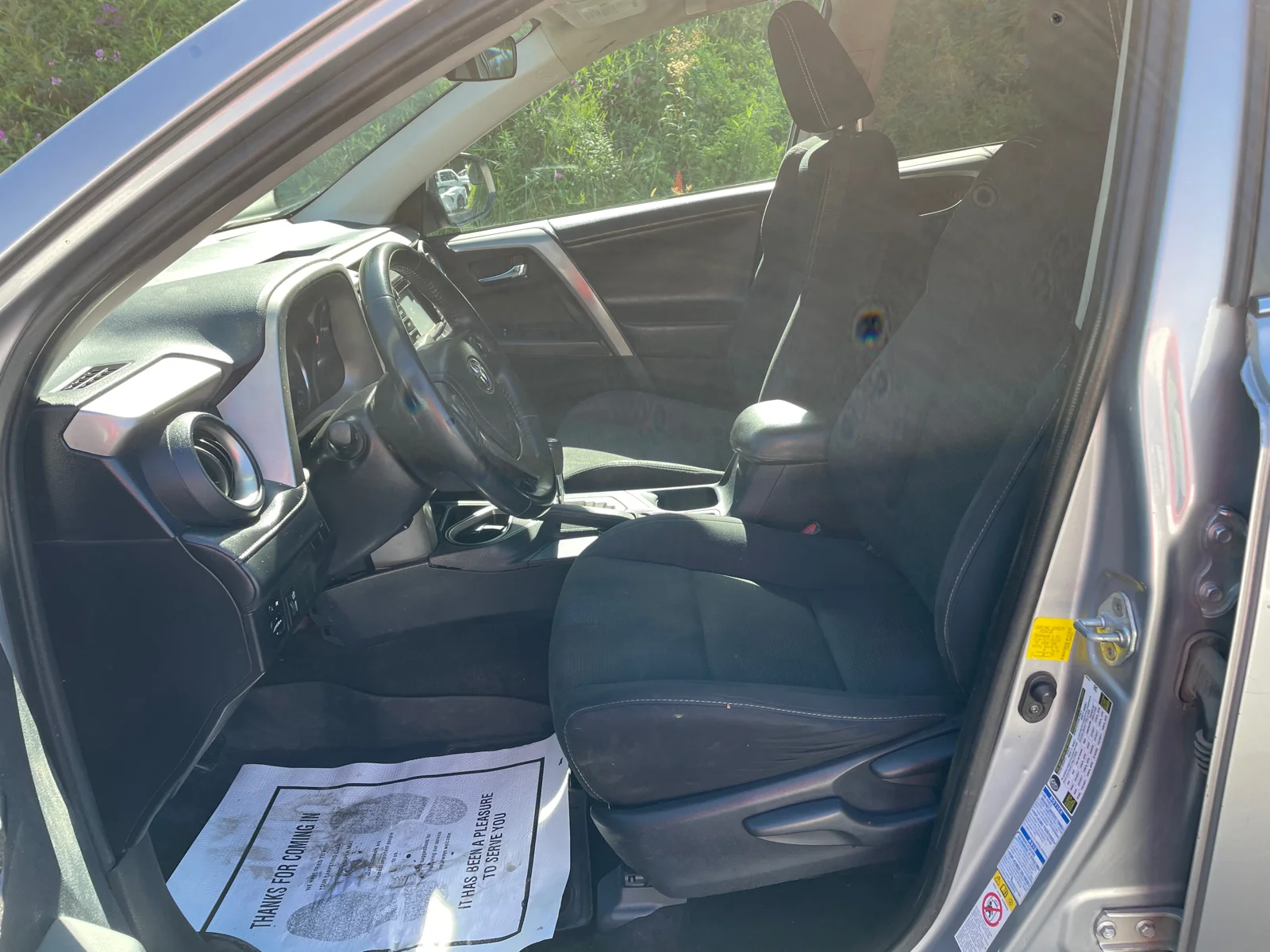 Used 2016 Silver Sky Metallic Toyota XLE image 11