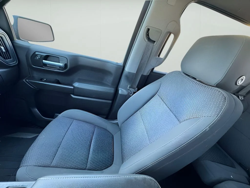 Used 2020 Shadow Gray Metallic Chevrolet Custom image 14