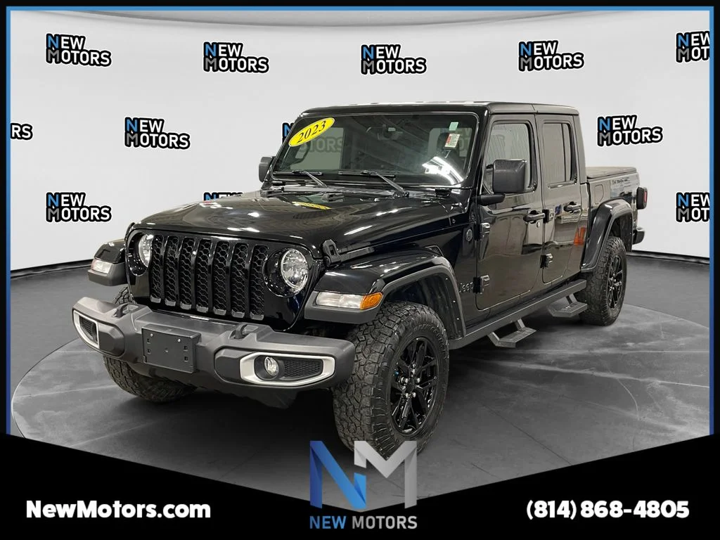 Used 2023 Black Clearcoat Jeep Sport S image 1