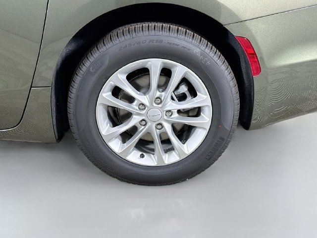 New 2027 Olive Green Pearl-Coat Paint Chrysler Select image 31