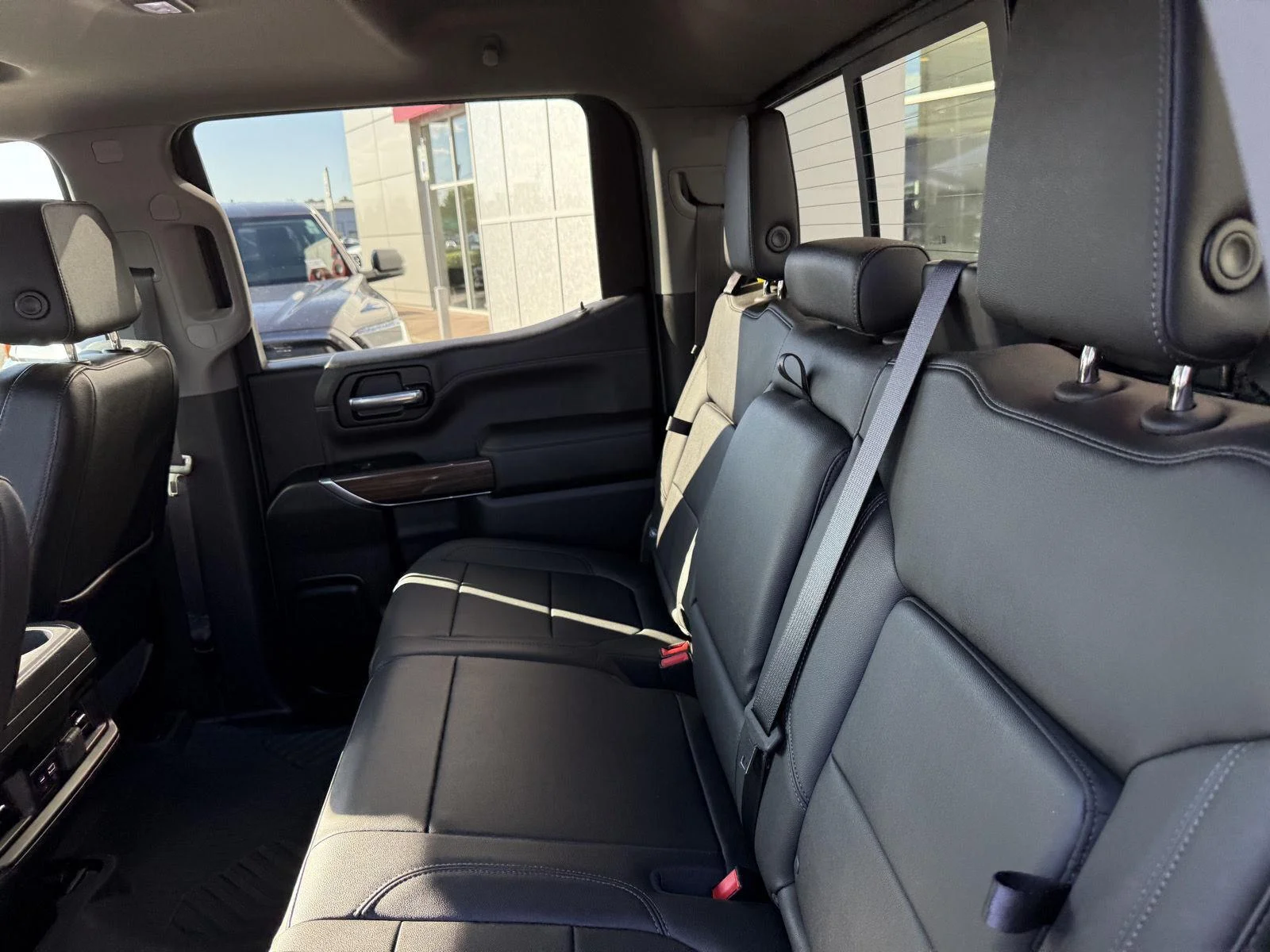 Used 2022 Northsky Blue Metallic Chevrolet RST image 16