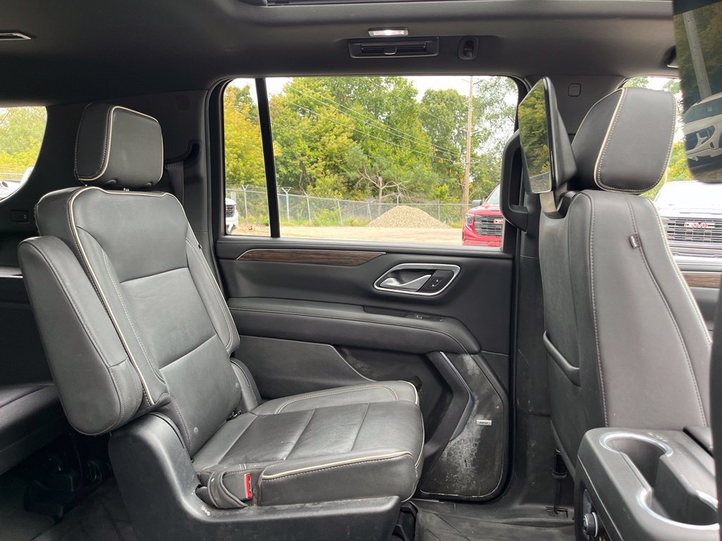 Used 2023 BLACK Chevrolet Premier image 40