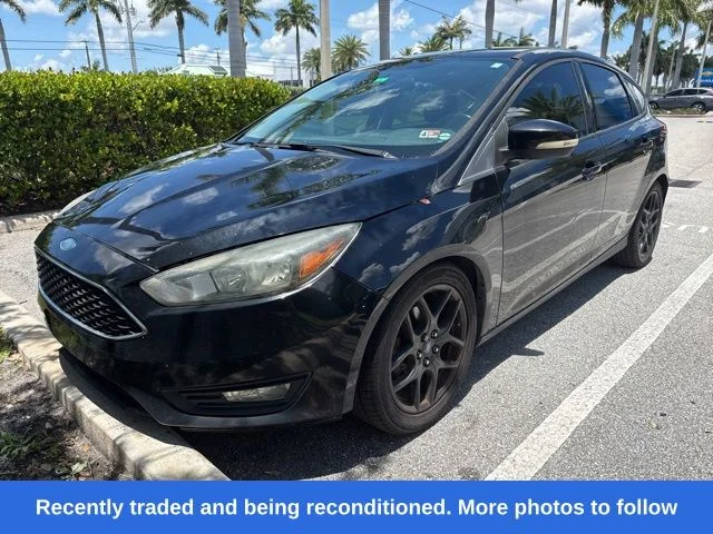 2016 Ford Focus 5 Door Hatch SE's photo