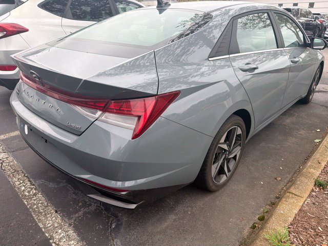 Used 2023 Electric Hyundai Limited image 8