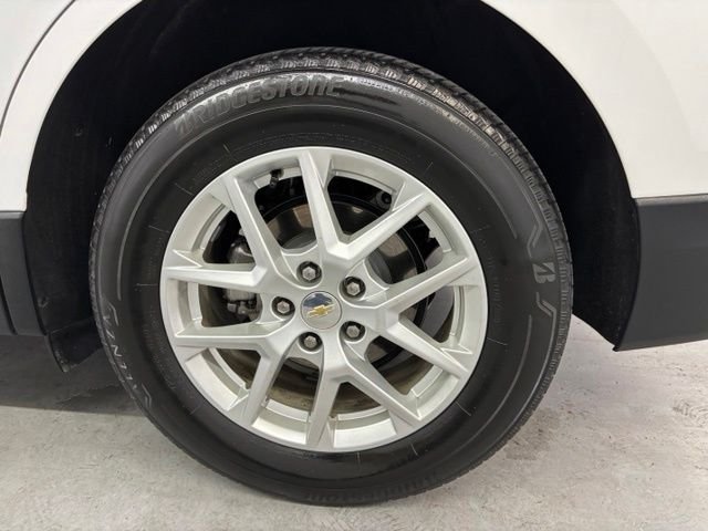 Used 2023 White Chevrolet LT image 8