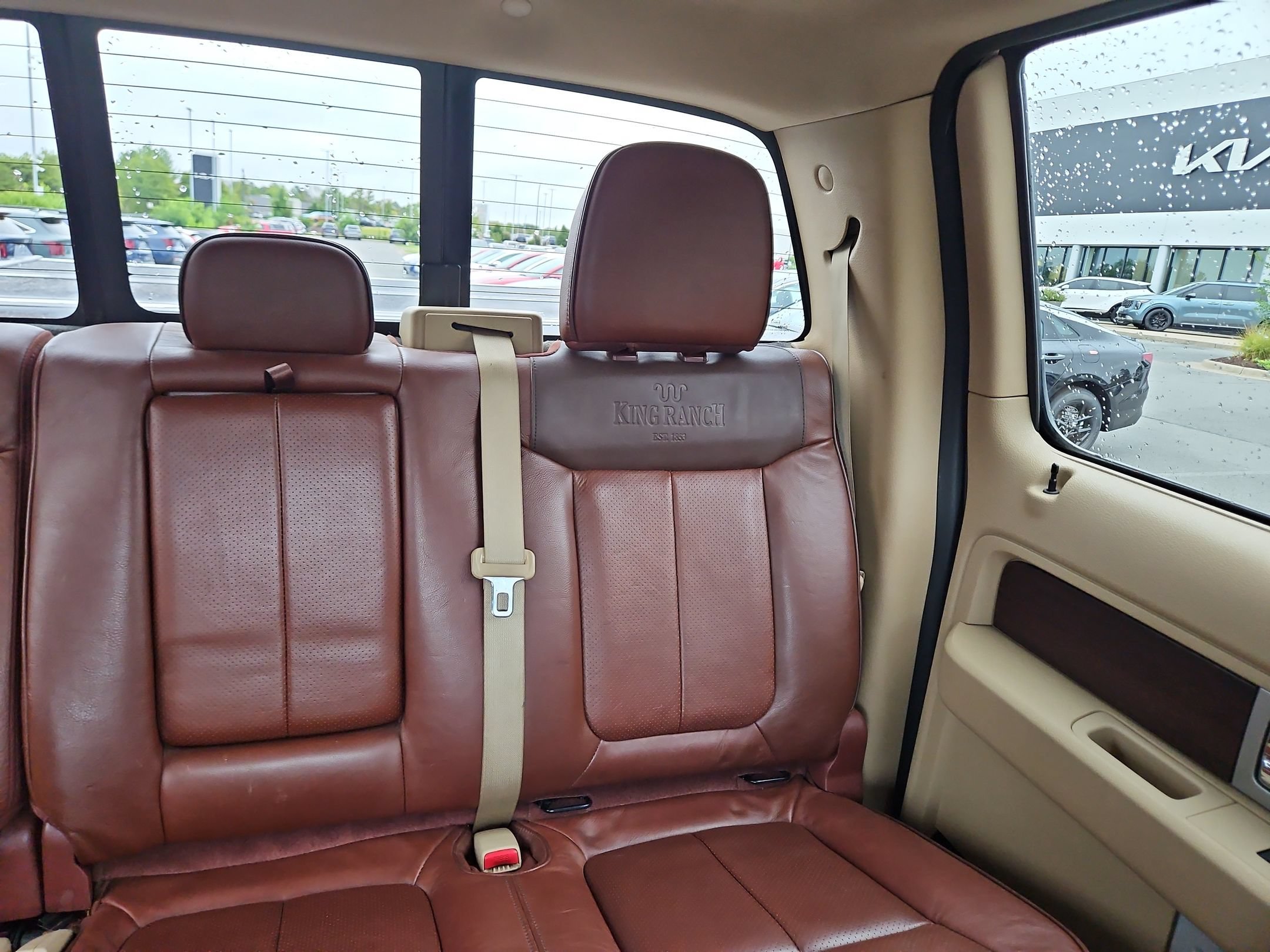 Used 2013 White Platinum Metallic Tri-Coat Ford King Ranch image 27