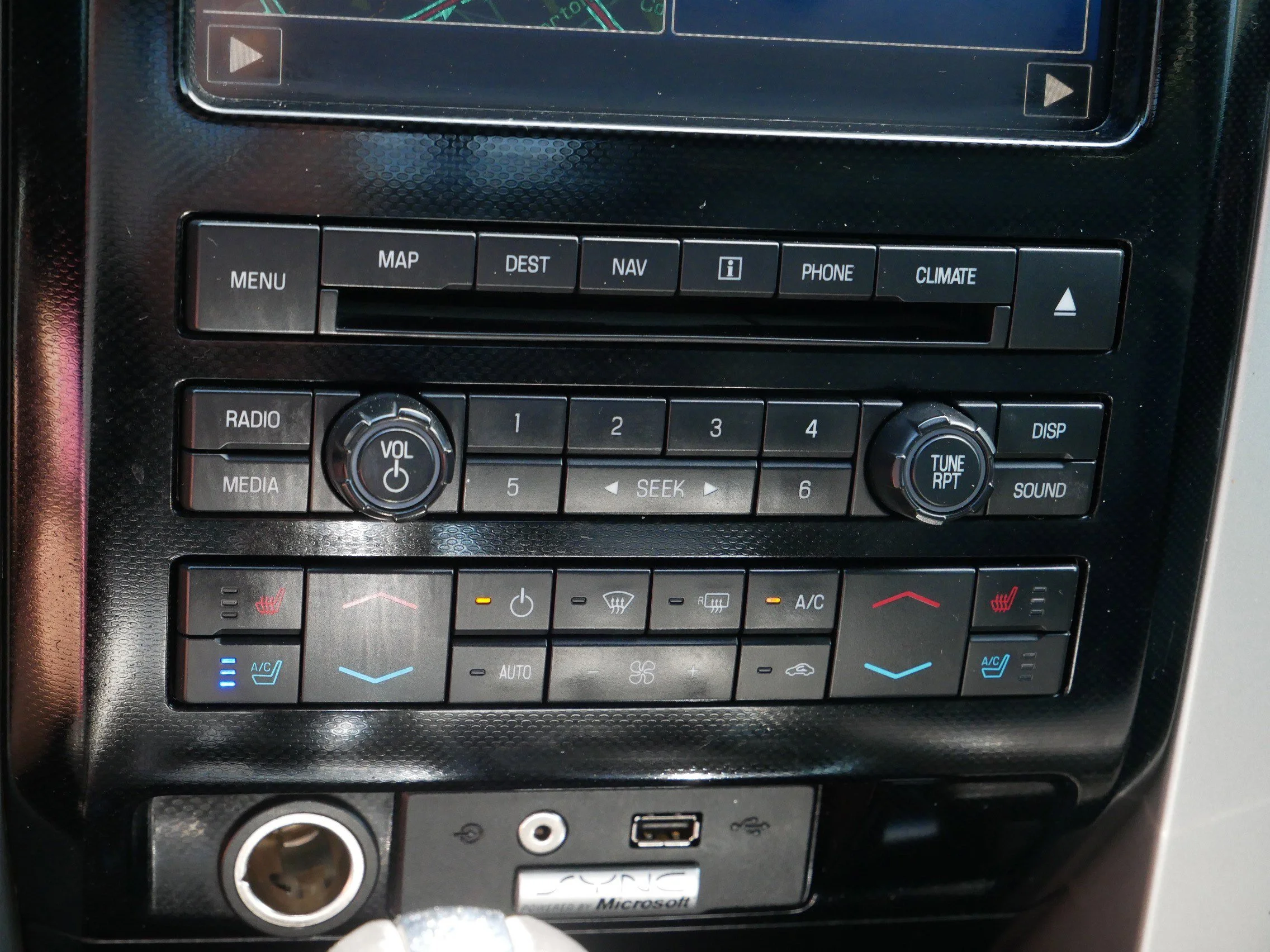 Used 2012 Ingot Silver Metallic Ford FX4 image 22