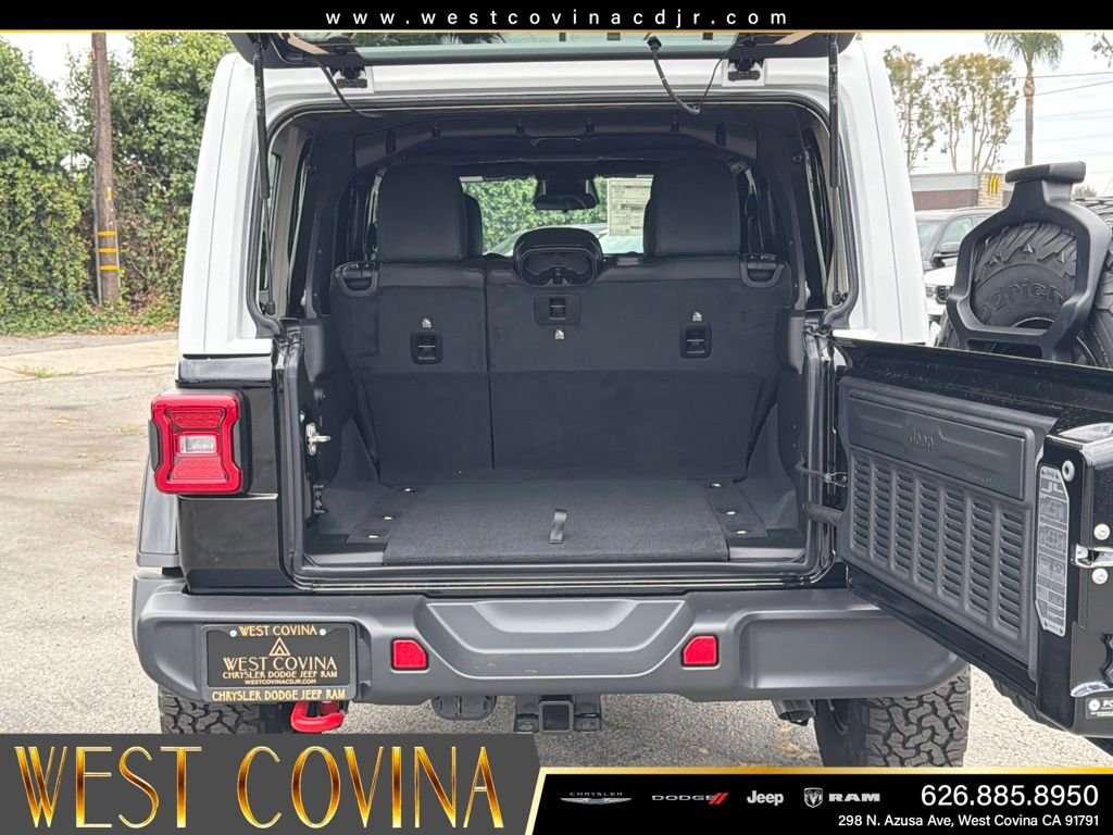 New 2026 Black Clear-Coat Exterior Paint Jeep Rubicon image 16