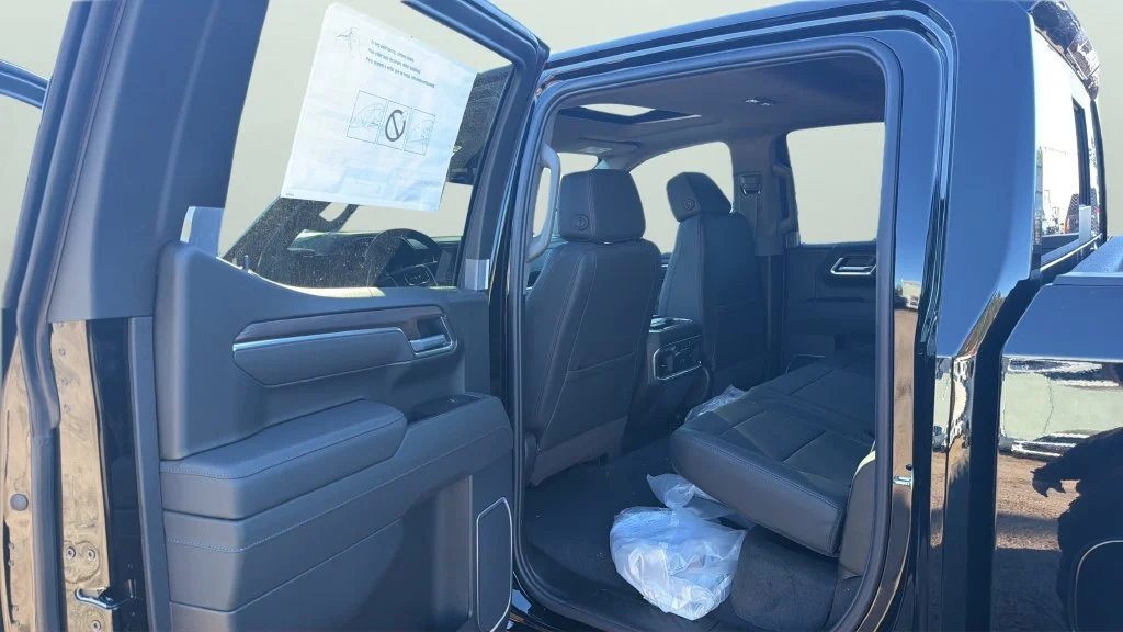 2026 GMC Sierra 1500 SLT - Photo 13
