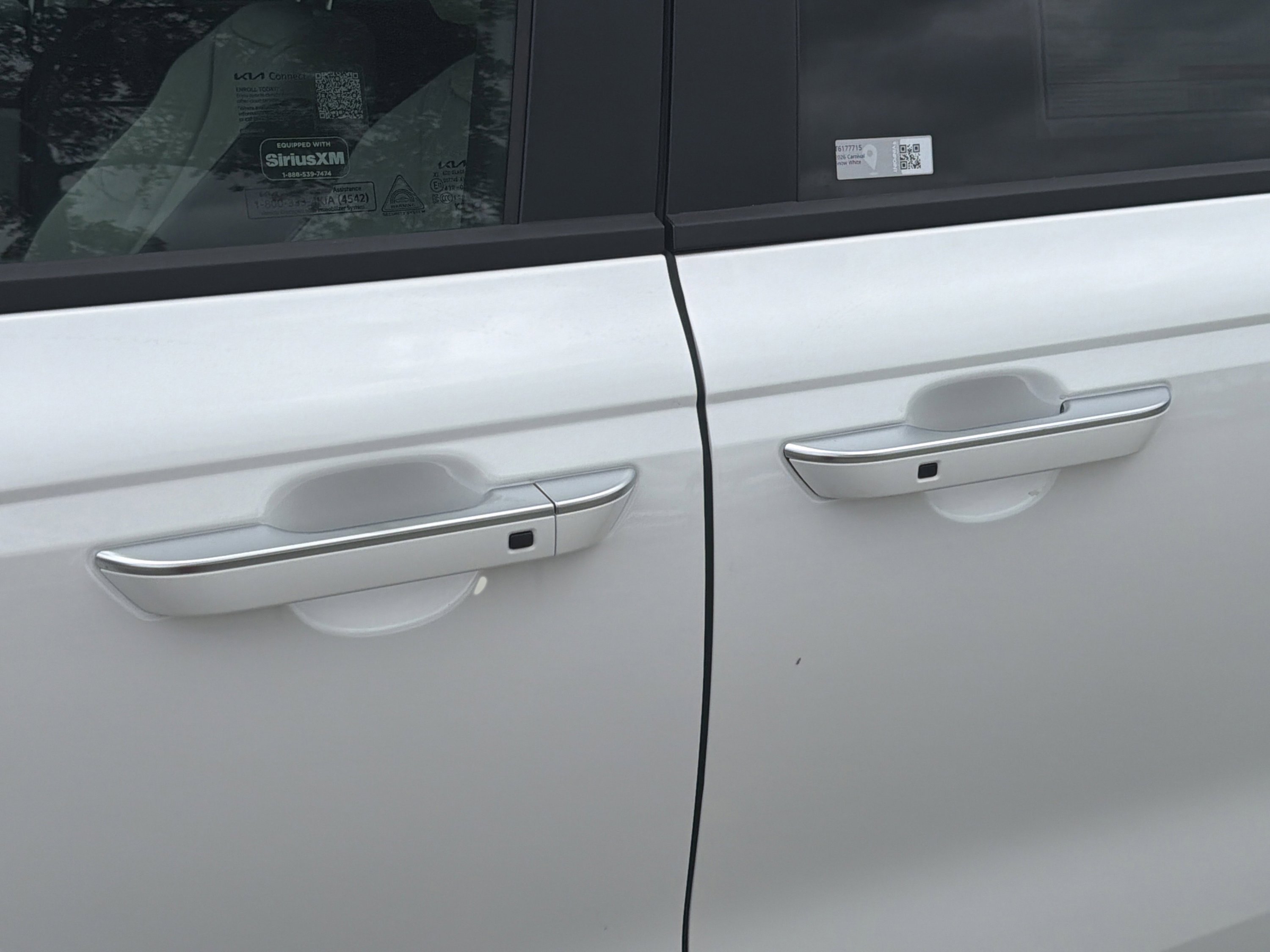 New 2026 Snow White Pearl Kia EX image 28