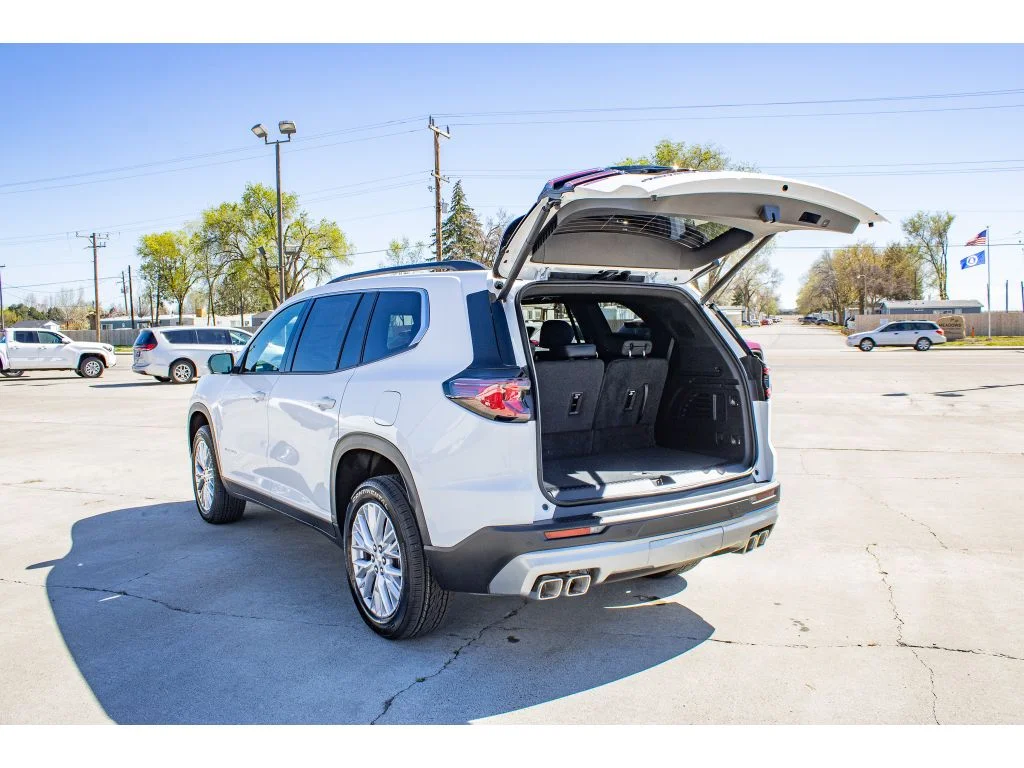2026 GMC Acadia Elevation - Photo 9