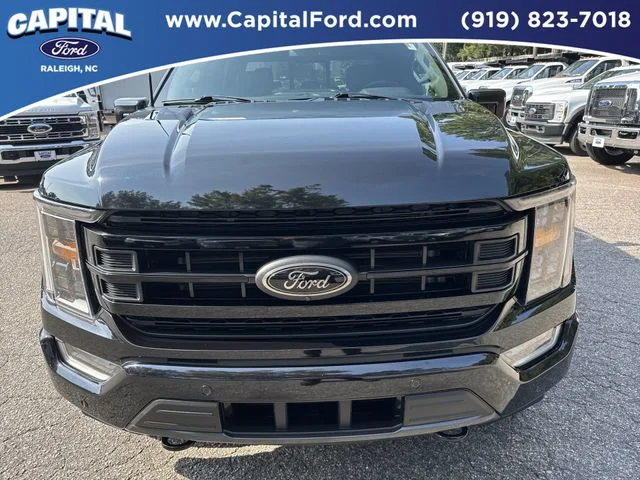 Used 2023 Black Ford XLT image 10