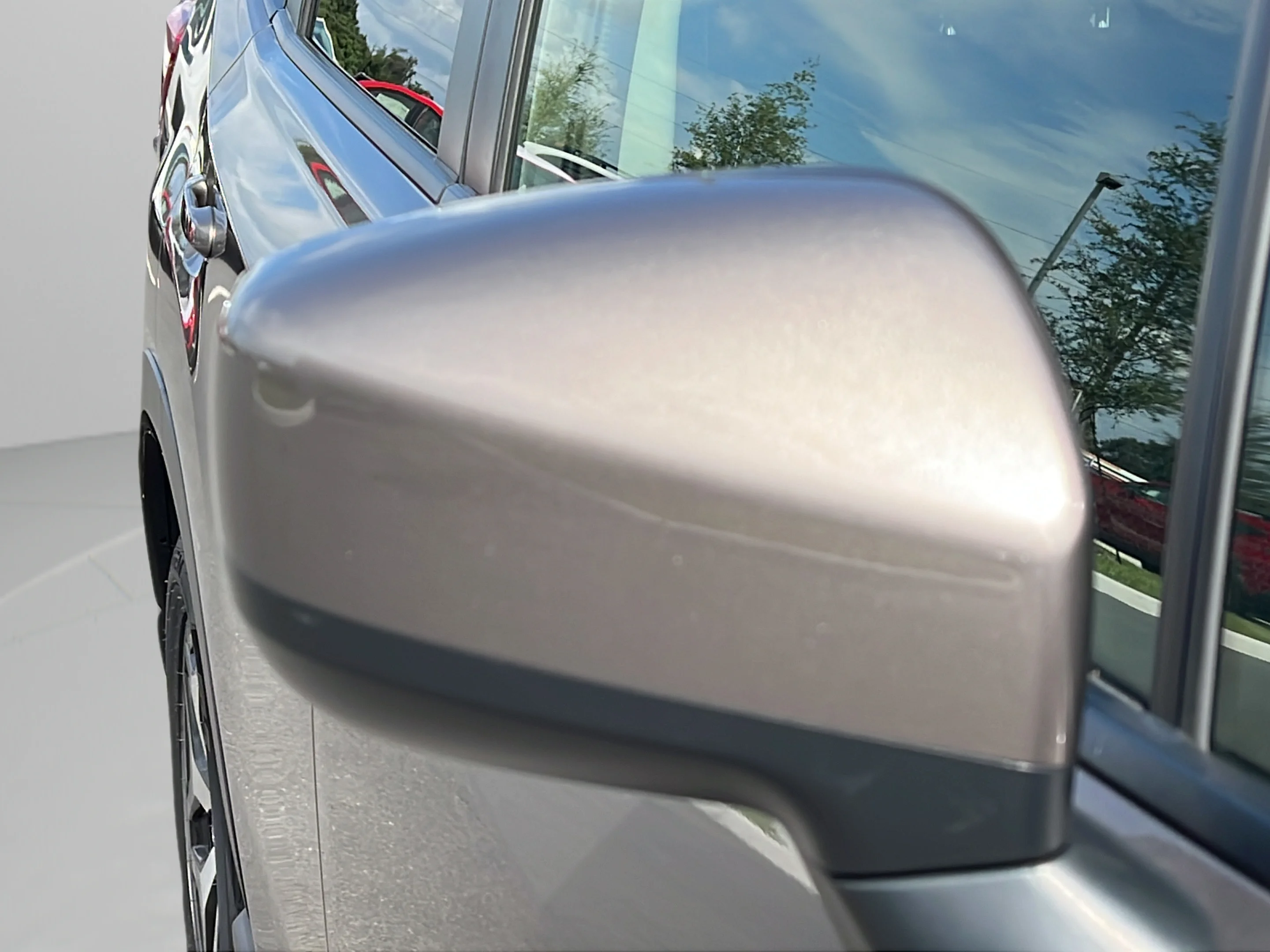 Used 2023 Brilliant Bronze Metallic Subaru Premium image 28